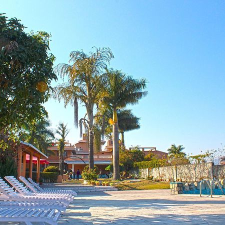 Royal Palm Resort Pokhara Exterior photo